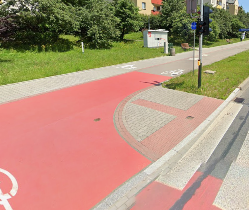 Czerwony dywan dla rowerzystów. Co oznacza czerwona nawierzchnia na drodze rowerowej?